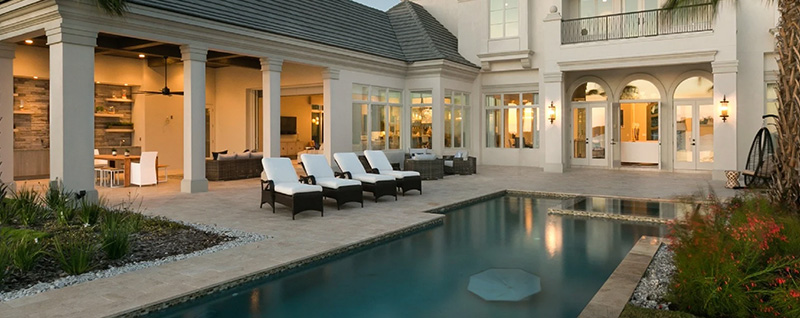 Bella Collina Condomínio com Vista ao Lago e à Beira do Lago em Orlando, Flórida